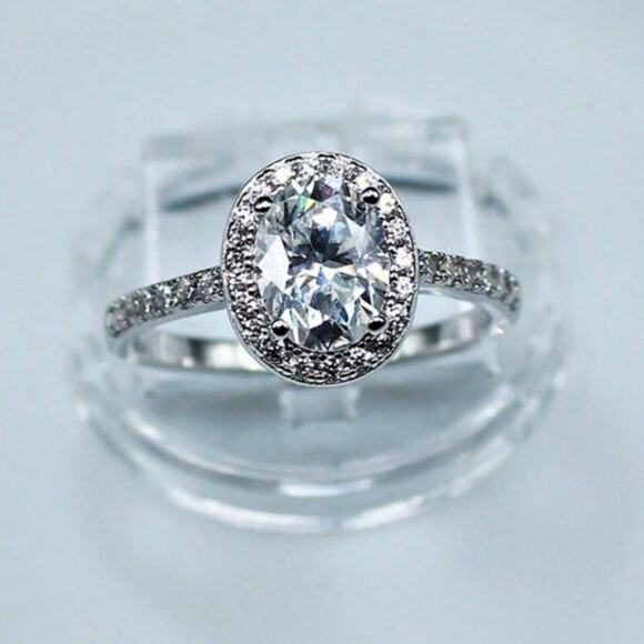 1.5 ct Oval Halo Moissanite Cubic Zirconia Wedding Set Ring Size 7 - Picture 6 of 11